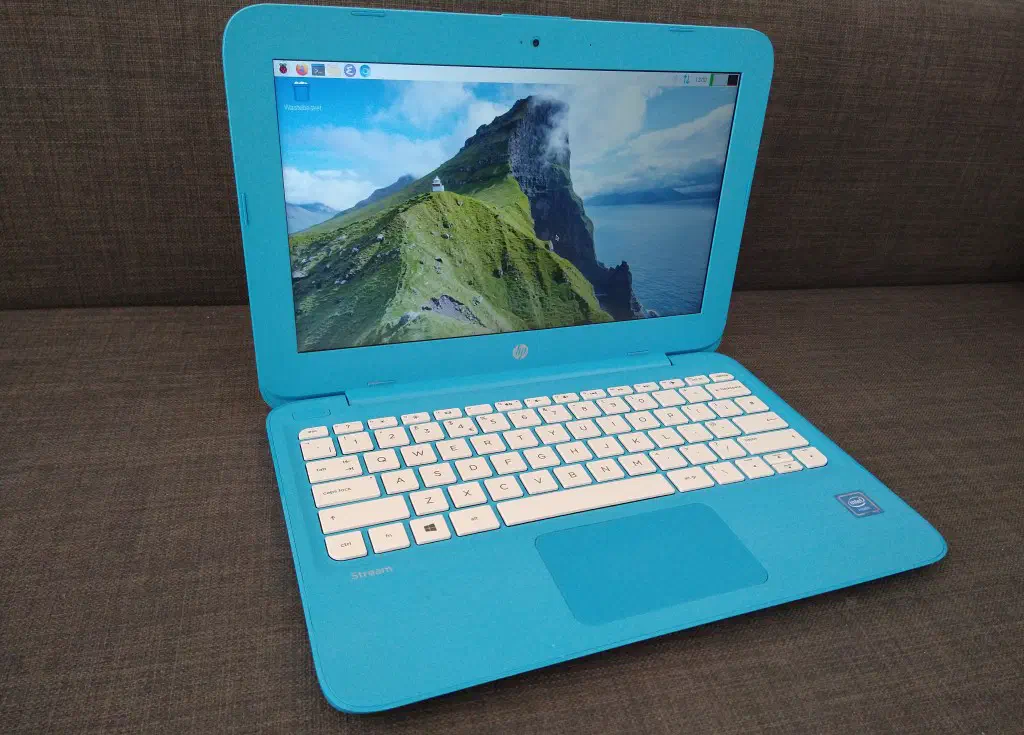 HP Stream 11 running raspbian